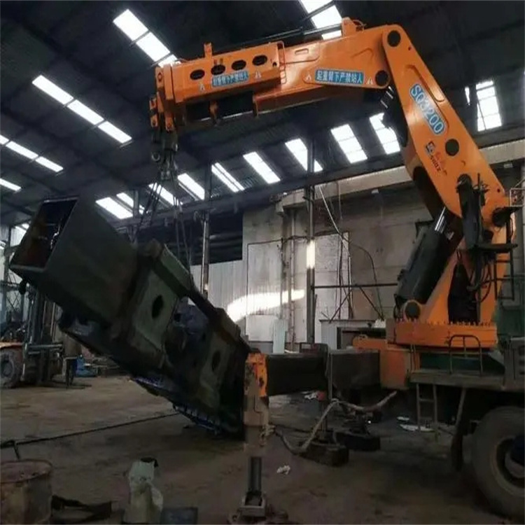 都匀200吨折臂吊出租